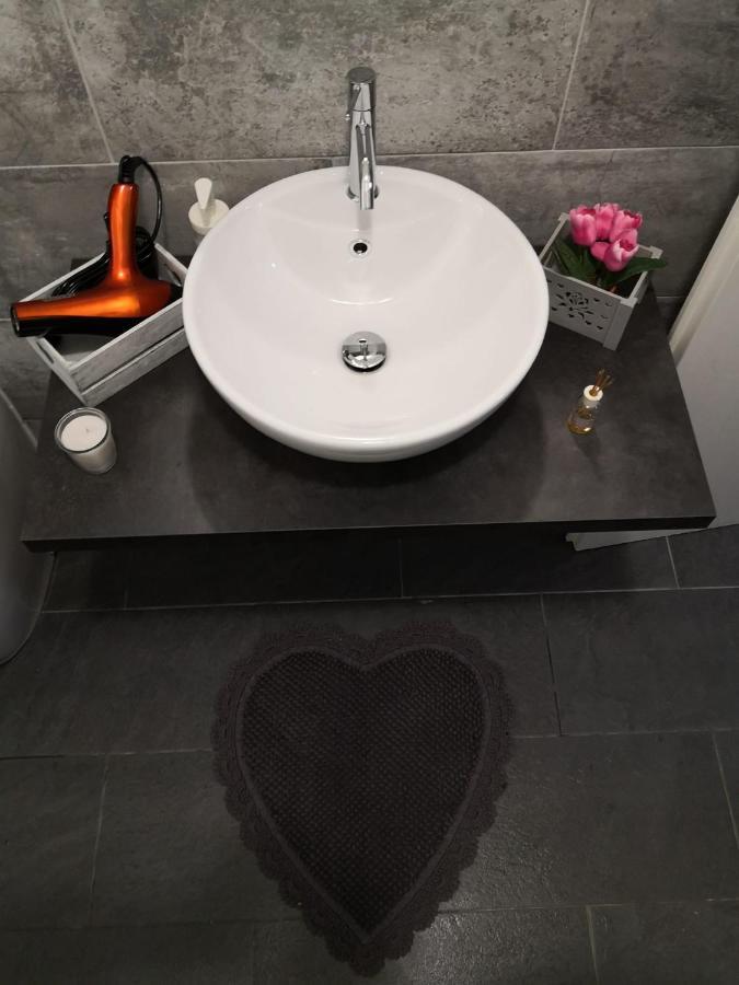 Il Nido Di Desy Apartment *